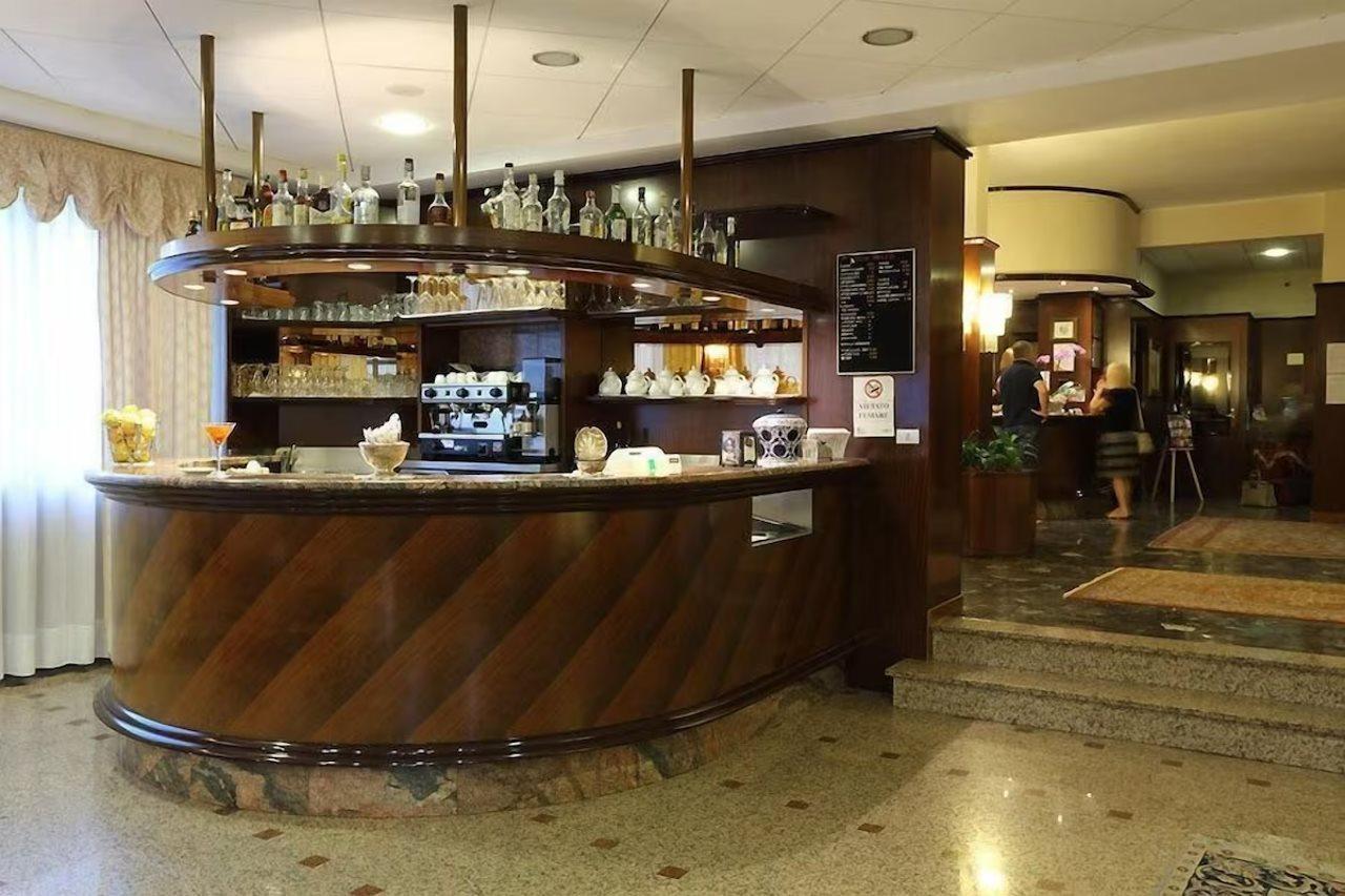Hotel Bergamo Mare Mhotelsgroup San Bartolomeo Al Mare Luaran gambar