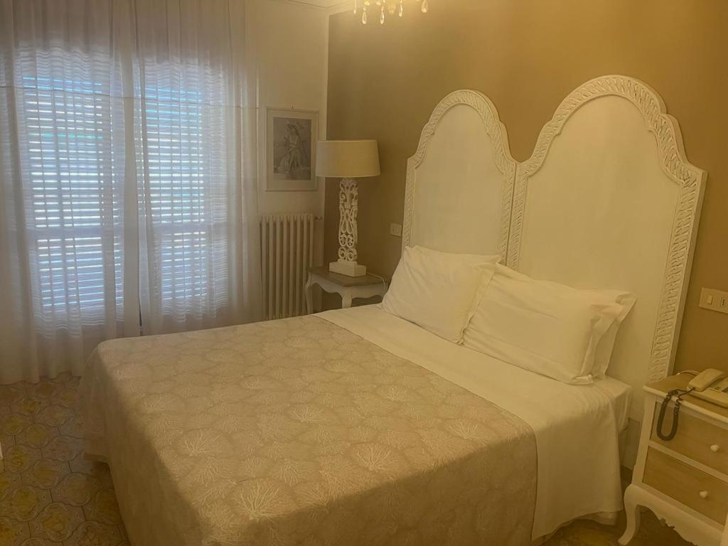 Hotel Bergamo Mare Mhotelsgroup San Bartolomeo Al Mare Luaran gambar