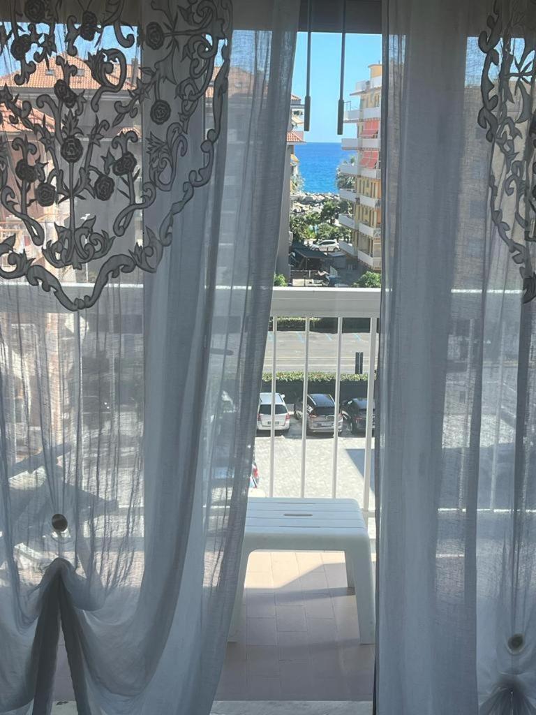 Hotel Bergamo Mare Mhotelsgroup San Bartolomeo Al Mare Luaran gambar